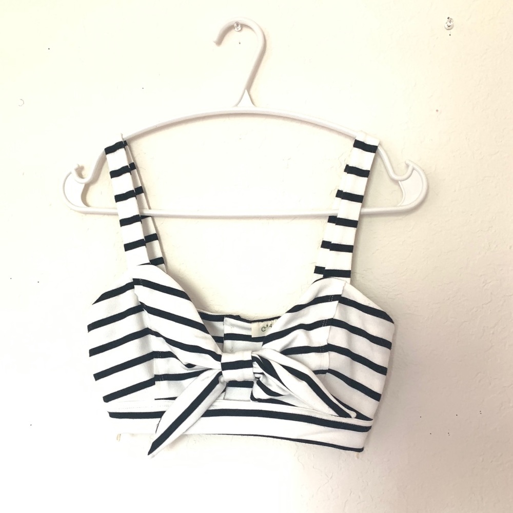C’isa stripped crop top